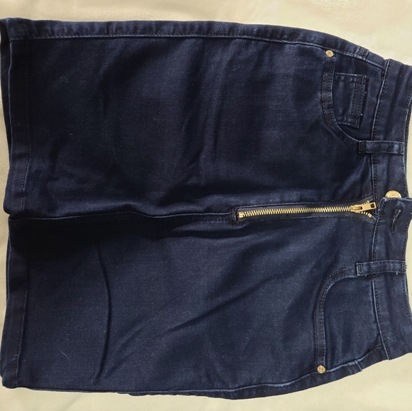 2/25$ 🛍 NWT Missguided Stretchy Jean Skirt - Picture 2 of 5